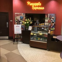 Foto scattata a Pineapple Espresso &amp;amp; Bar da R. A. il 1/1/2016