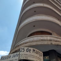 Photo taken at Rua 25 de Março by Ricardo P. on 12/8/2022