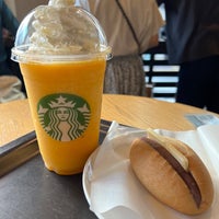 Photo taken at Starbucks by Hagumi on 8/31/2022