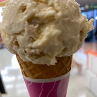 Photo taken at Baskin-Robbins by Hagumi on 12/27/2019