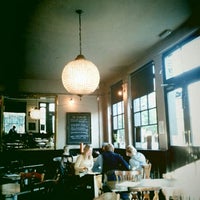 Foto tomada en The Goldsmith Pub &amp;amp; Dining Room  por ian el 10/14/2012