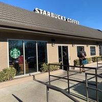 Photo taken at Starbucks by SooFab on 12/4/2018