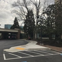 Foto tirada no(a) Atlanta Marriott Perimeter Center por SooFab em 1/16/2017