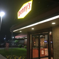 Photo taken at Denny&amp;#39;s by SooFab on 5/27/2016