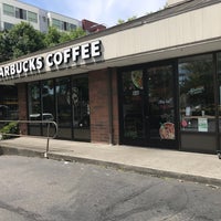 Photo taken at Starbucks by SooFab on 7/9/2018