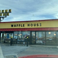 Photo taken at Waffle House by SooFab on 11/29/2023