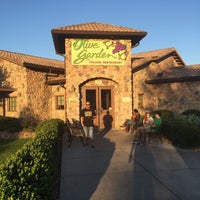 Photo taken at Olive Garden by SooFab on 9/12/2015