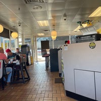 Photo taken at Waffle House by SooFab on 2/12/2022