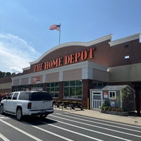 Photo taken at The Home Depot by SooFab on 8/13/2023
