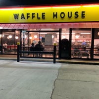 Photo taken at Waffle House by SooFab on 1/28/2019