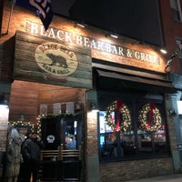Foto tirada no(a) Black Bear Bar &amp; Grill por JL H. em 11/29/2018