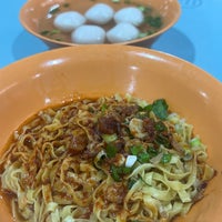 Photo taken at 新路 Fishball Noodle by L on 5/19/2023