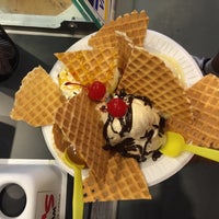 10/29/2014にJulie H.がHey Mikey’s Ice Creamで撮った写真