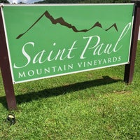 Das Foto wurde bei Saint Paul Mountain Vineyards von Robert D. S. am 8/11/2018 aufgenommen