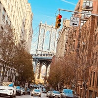 Photo taken at Brooklyn Flea - Dumbo by Kosuke O. on 11/26/2023