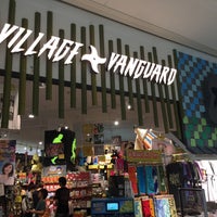 Village Vanguard イオンモール姫路リバーシティ店 姫路市 兵庫県