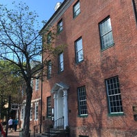 Photo taken at Gadsby&amp;#39;s Tavern by Stephen F. on 9/30/2017