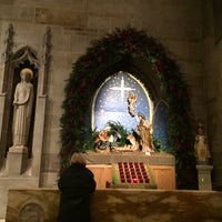 รูปภาพถ่ายที่ Cathedral of Christ the King โดย Andreas P. เมื่อ 12/25/2017