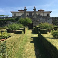 Foto scattata a Villa le Corti da Audrey R. il 7/4/2016