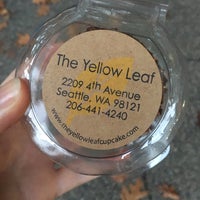 10/24/2016에 Kate H.님이 The Yellow Leaf Cupcake Co에서 찍은 사진