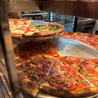 Photo taken at Joe&amp;#39;s Pizza by Yashas M. on 1/14/2023