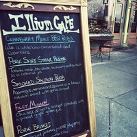 4/22/2016에 the illium Cafe &amp;amp; bistro님이 the illium Cafe &amp;amp; bistro에서 찍은 사진