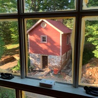 Photo taken at The Inn at the Crossroads by Christopher G. on 5/20/2019