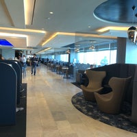 Photo taken at United Polaris Lounge by Tiger317 on 7/27/2018