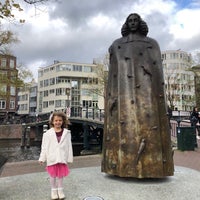 Photo taken at Spinoza by Itay P. on 10/26/2019
