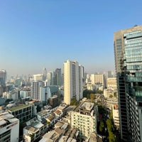 Photo taken at Fraser Suites Sukhumvit, Bangkok by Julia on 2/14/2024