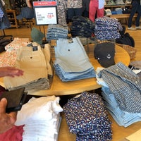 Photo taken at J.Crew Factory by Paul C. on 5/26/2019