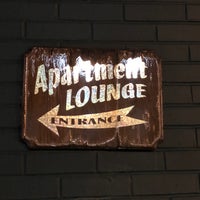 Foto tirada no(a) Apartment Lounge por Paul C. em 3/28/2019