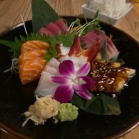 Снимок сделан в The Cultured Pearl Restaurant &amp;amp; Sushi Bar пользователем Paul C. 8/8/2020