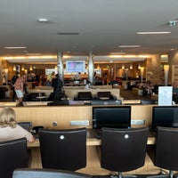 Photo taken at American Airlines Admirals Club by Paul C. on 7/21/2022