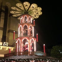 12/5/2014 tarihinde Christos B.ziyaretçi tarafından ChristkindchenMarkt'de çekilen fotoğraf