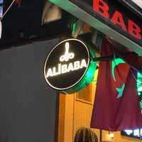 Foto scattata a Ali Baba Restaurant &amp;amp; Nargile da Nourah A. il 11/22/2023