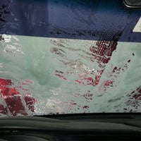5/29/2013にDenise E.がWhiteWater Express Car Washで撮った写真