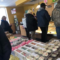Photo taken at National Bakery and Deli by Victoria W. on 2/13/2018