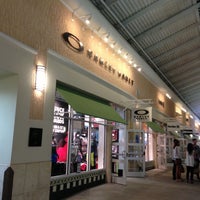 Oakley Vault Vineland Village 00 Vineland Ave Oakley Vault Vineland Village 00 Vineland Ave