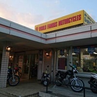 レッドバロン奈良店 Motorcycle Shop
