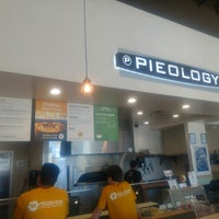 Photo taken at Pieology Pizzeria by Curtis on 2/18/2018