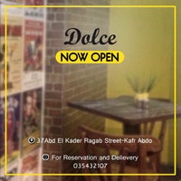 รูปภาพถ่ายที่ Dolce Cafe โดย Ahmed H. เมื่อ 4/17/2016