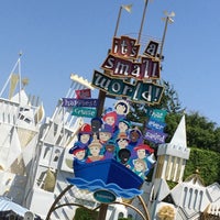 Photo taken at It&amp;#39;s a Small World by Taryn D. on 8/18/2015