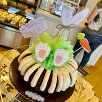 รูปภาพถ่ายที่ Nothing Bundt Cakes โดย Taryn D. เมื่อ 3/24/2022