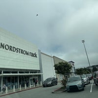 Photo taken at Nordstrom Rack by Wilfred W. on 5/19/2023