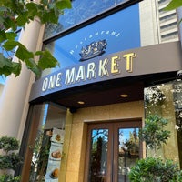 Foto tirada no(a) One Market Restaurant por Wilfred W. em 9/13/2022