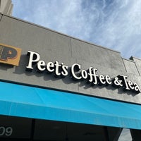 Photo taken at Peet&amp;#39;s Coffee &amp;amp; Tea by Wilfred W. on 1/4/2020