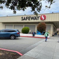 Photo taken at Safeway by Wilfred W. on 5/30/2020