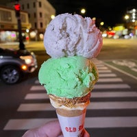 Photo taken at Gracie&amp;#39;s Ice Cream by Thomas S. on 1/27/2023