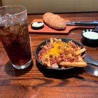 Photo taken at LongHorn Steakhouse by Ashley on 4/21/2019